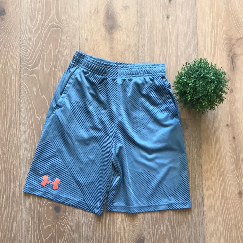 Under Armour heatgear shorts. Blue with orange logo. Youth XL.
